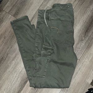 American eagle cargo army green jeans